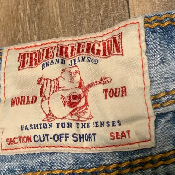 True Religion cut-off denim shorts - Picture 5 of 5